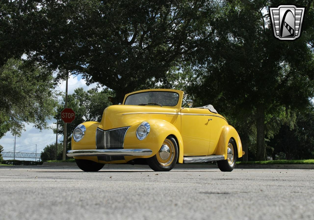 1940 Ford Custom