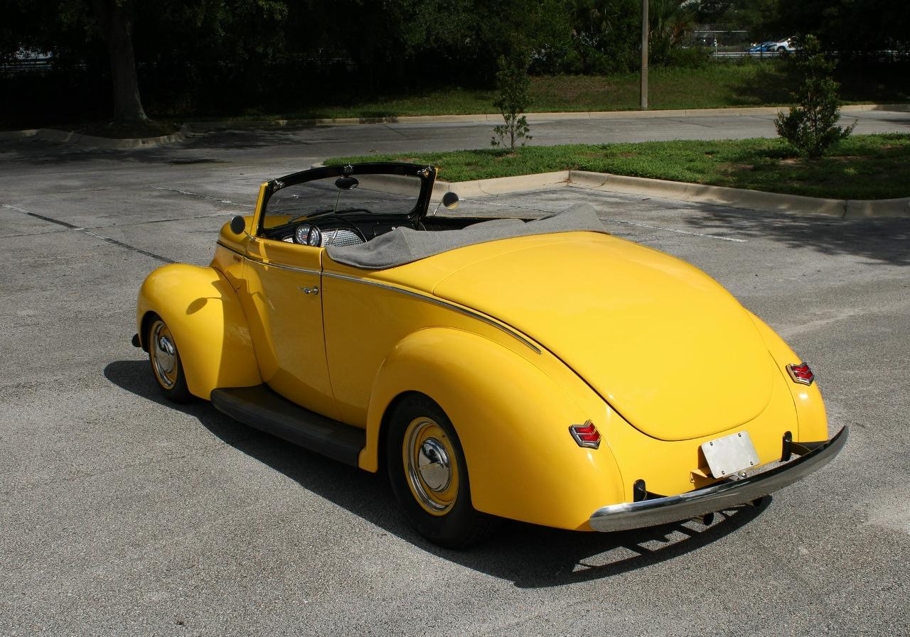 1940 Ford Custom