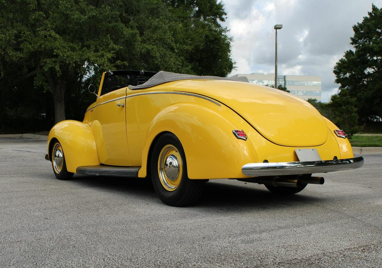 1940 Ford Custom