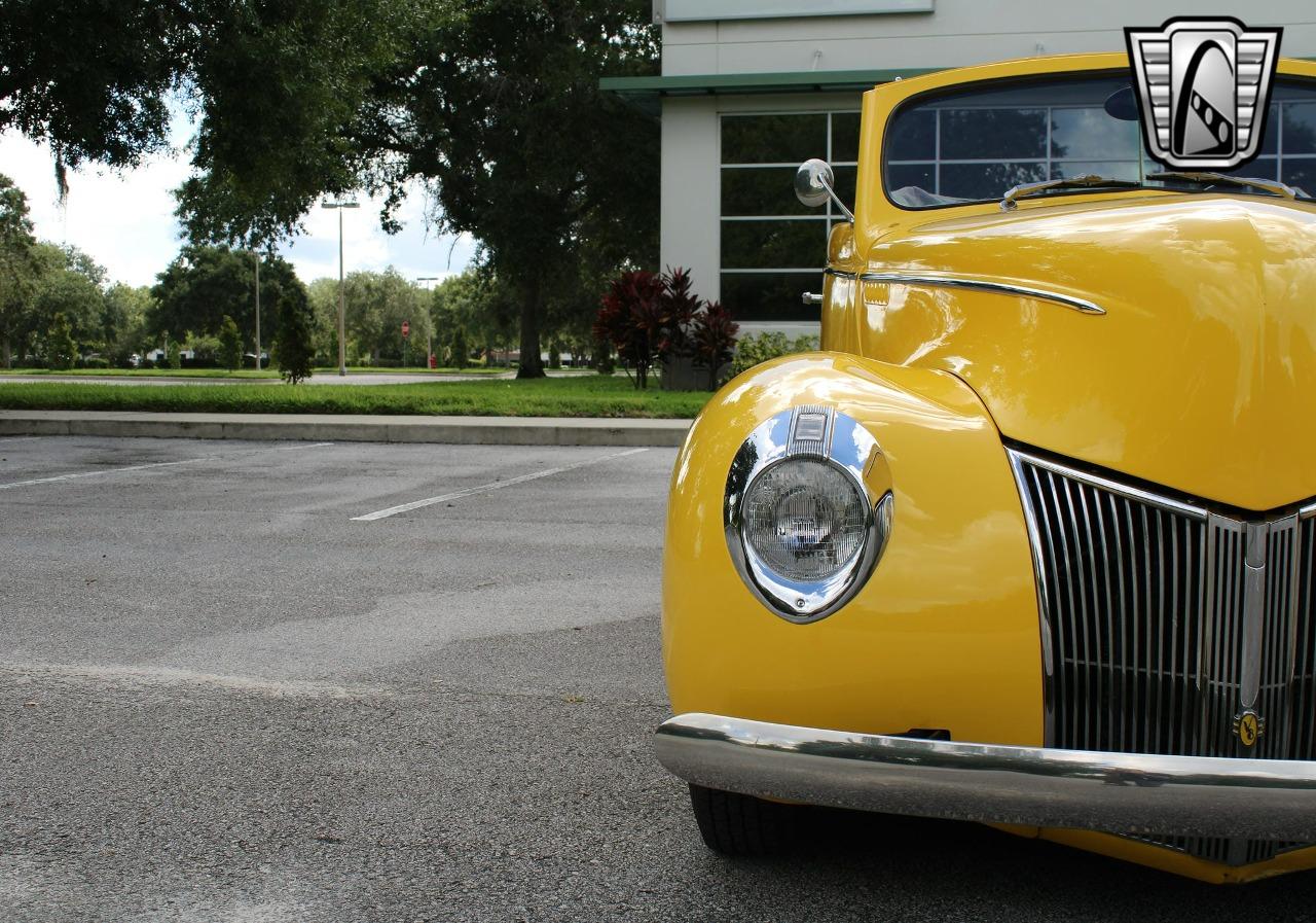 1940 Ford Custom