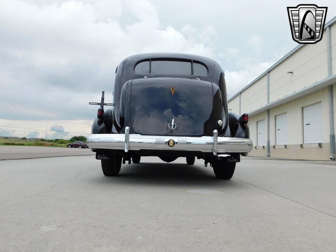 1937 Cadillac Fleetwood