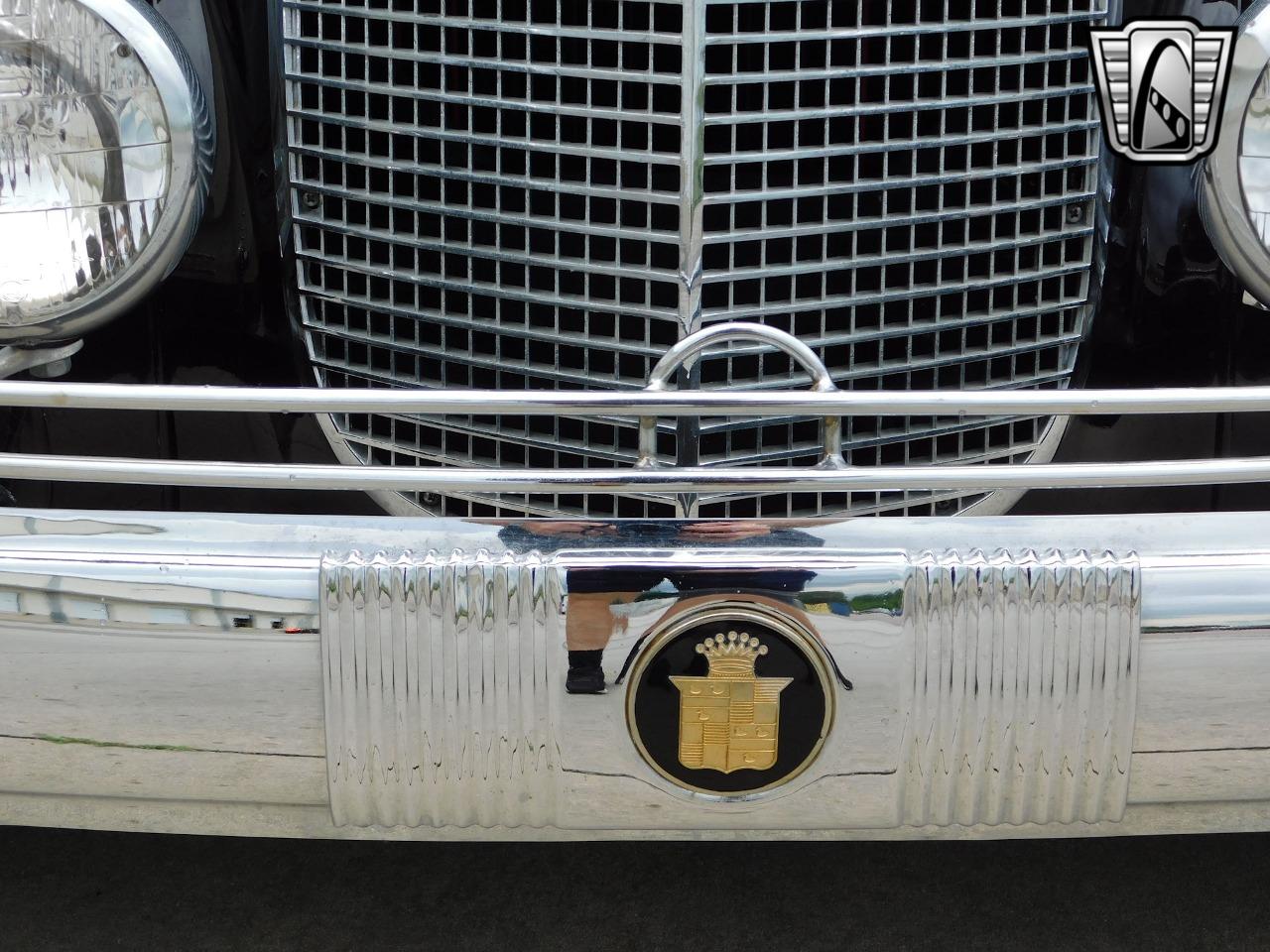 1937 Cadillac Fleetwood