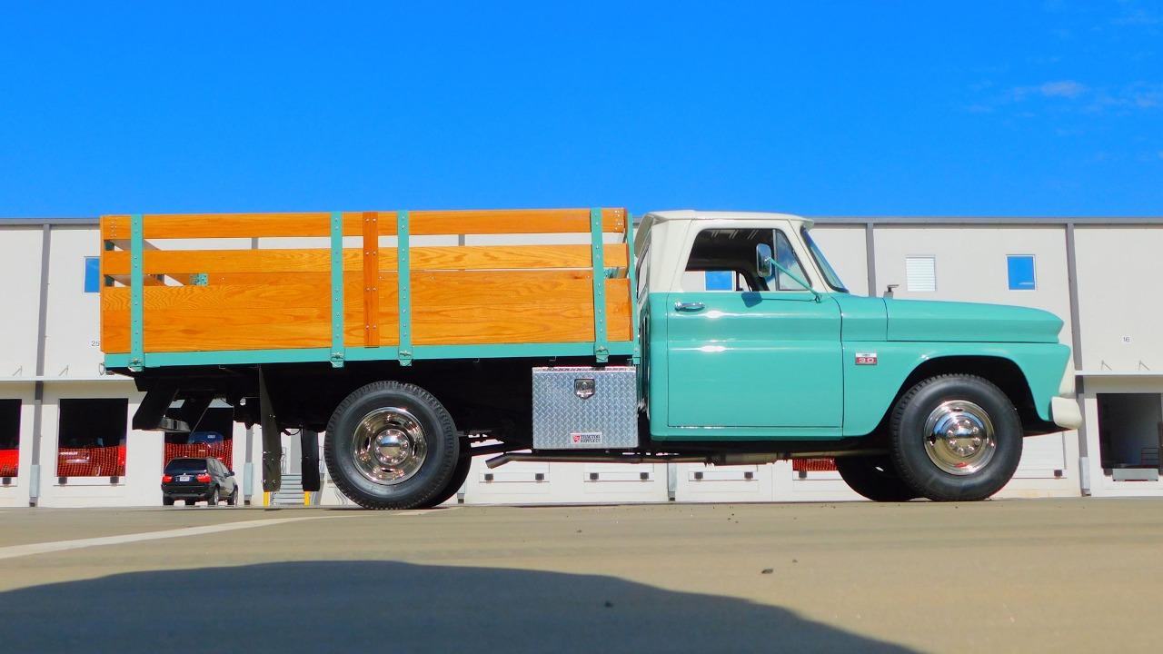 1966 Chevrolet C30