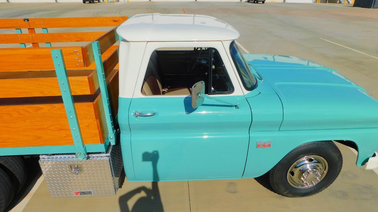 1966 Chevrolet C30