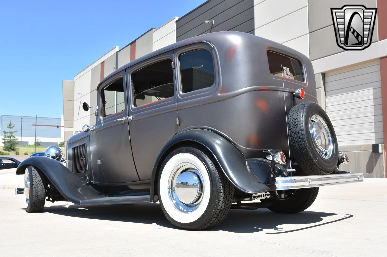 1932 Ford Sedan