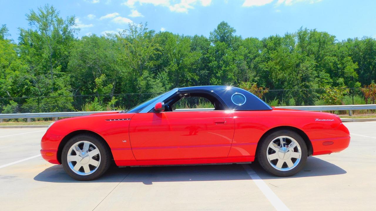 2003 Ford Thunderbird