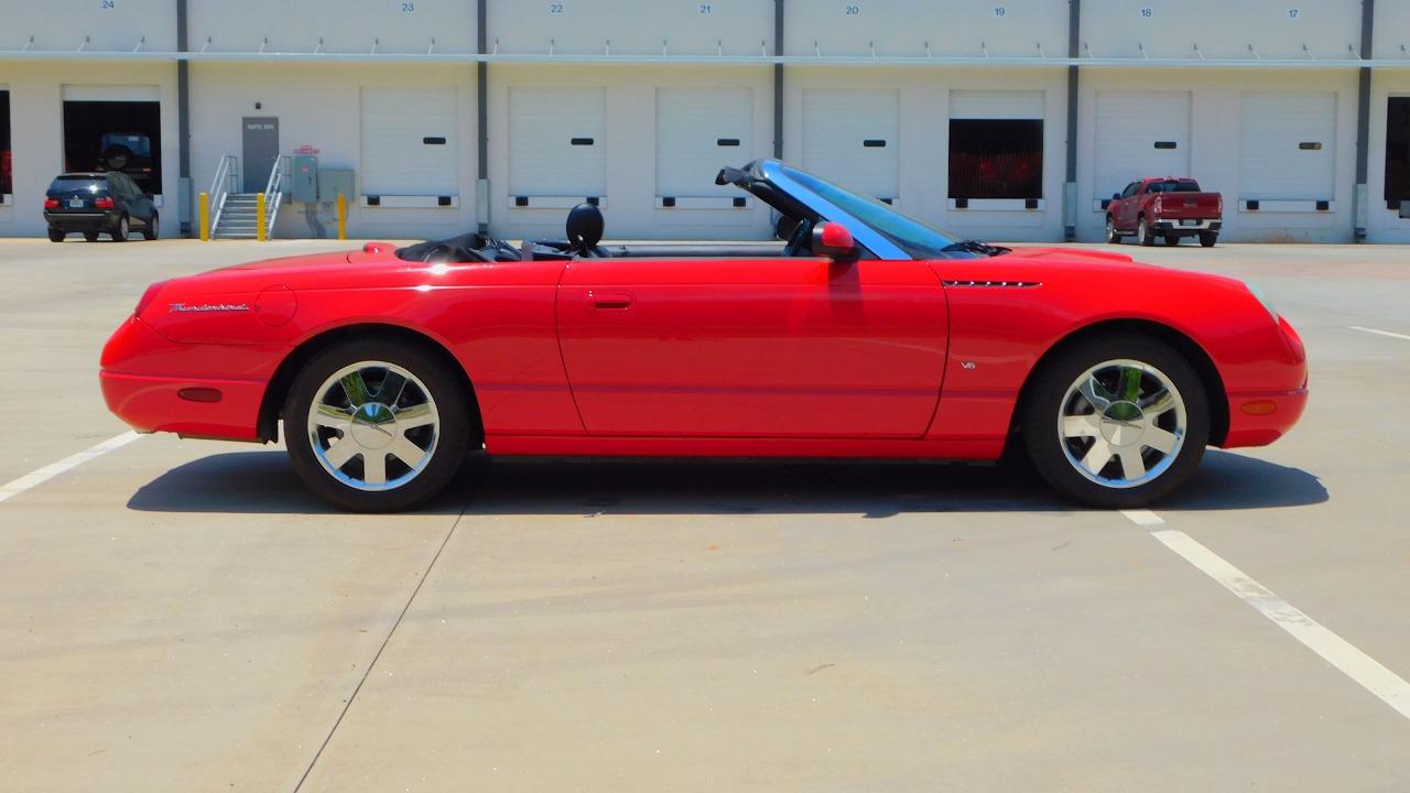 2003 Ford Thunderbird