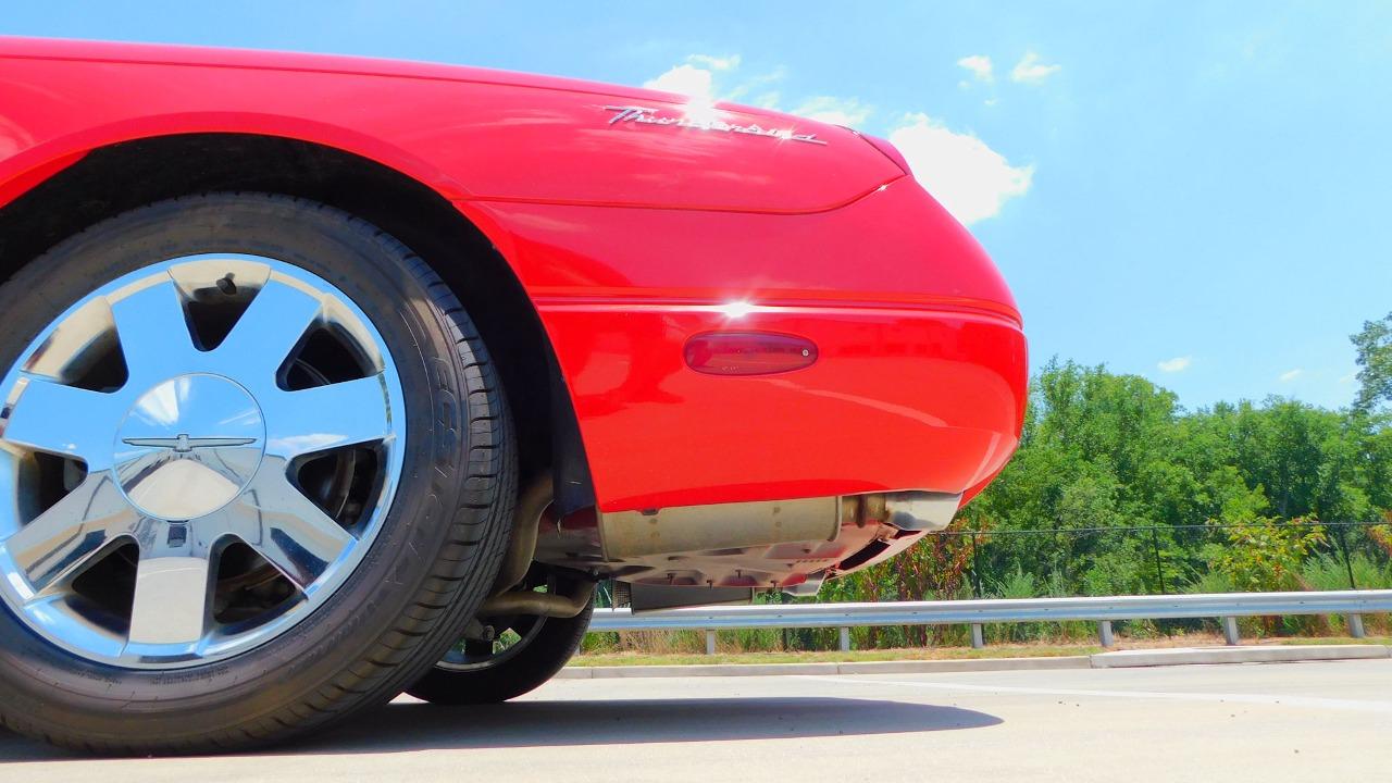 2003 Ford Thunderbird