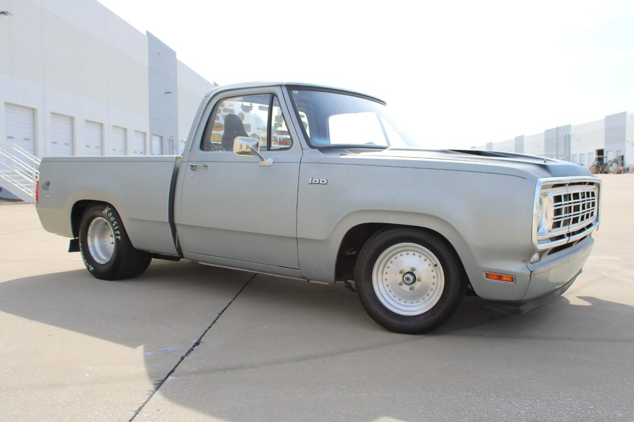 1976 Dodge D100