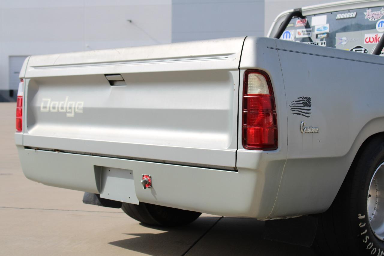 1976 Dodge D100