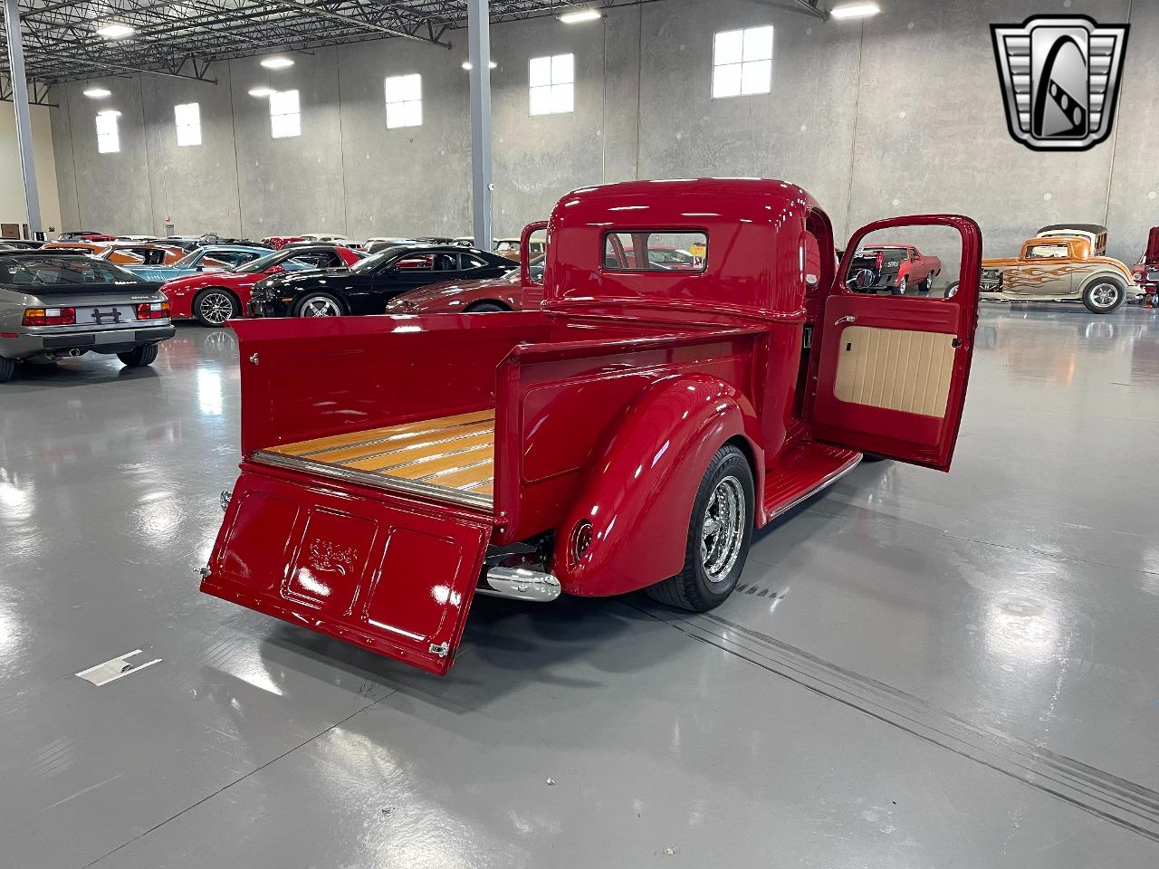 1941 Ford Custom