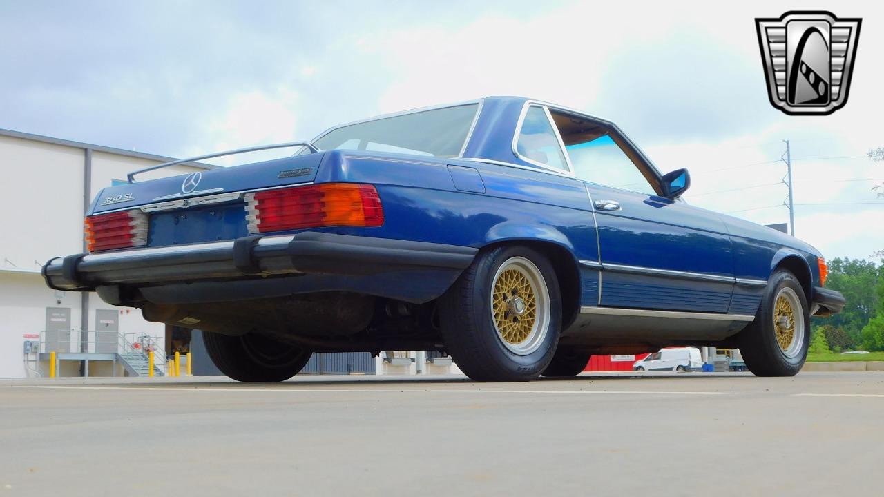 1983 Mercedes - Benz 380SL