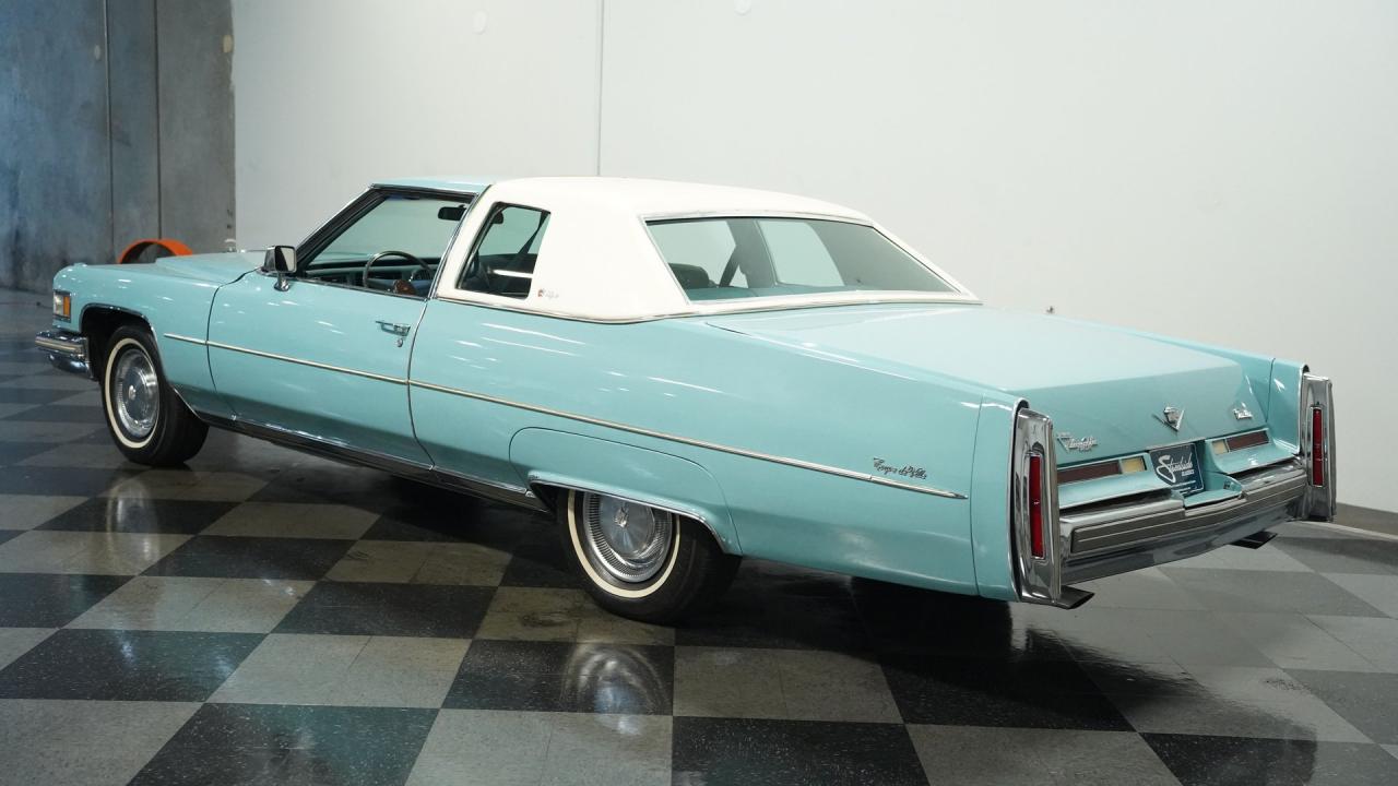 1975 Cadillac Coupe DeVille De Elegance