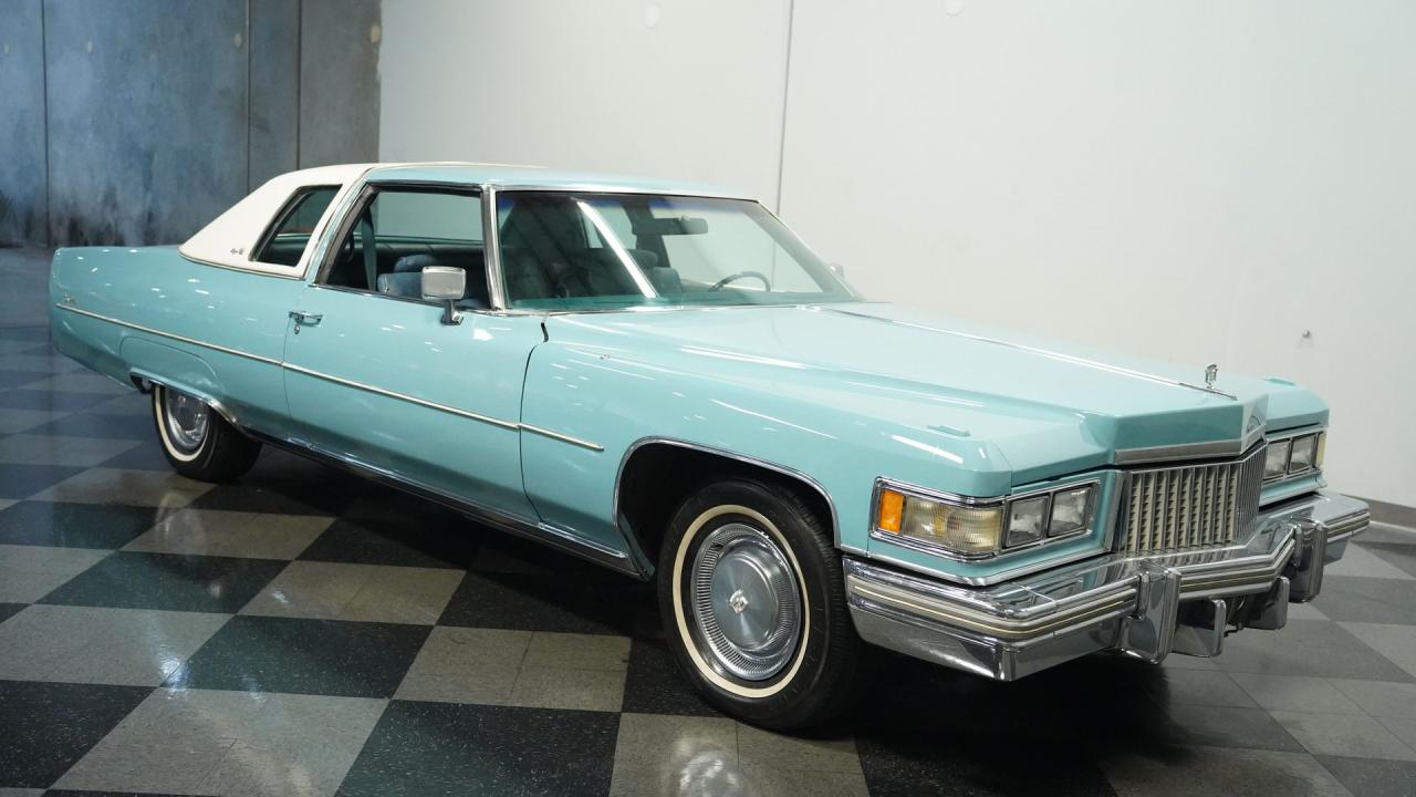 1975 Cadillac Coupe DeVille De Elegance