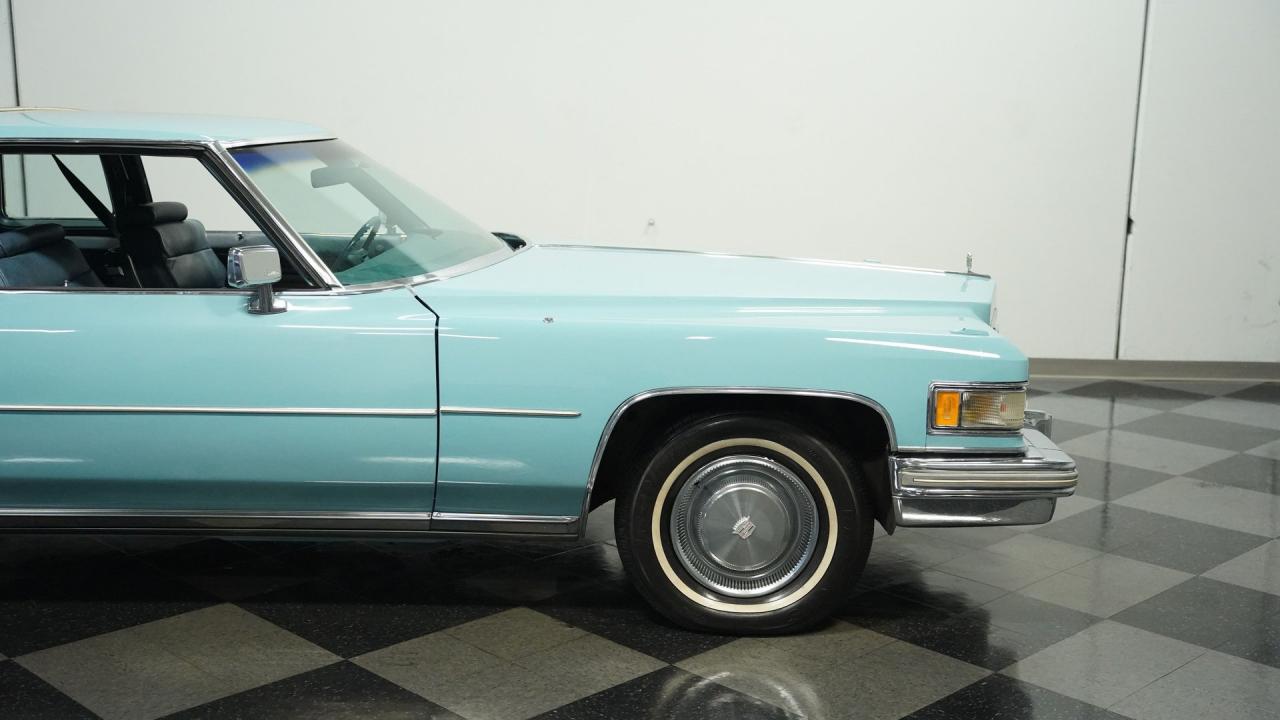 1975 Cadillac Coupe DeVille De Elegance