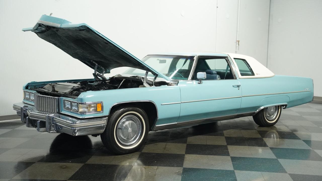 1975 Cadillac Coupe DeVille De Elegance