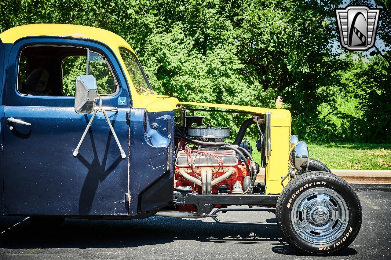 1949 Ford Pickup