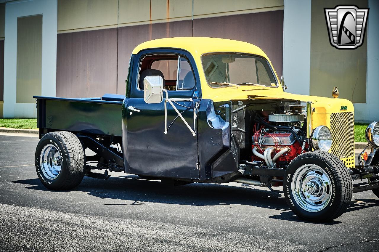 1949 Ford Pickup