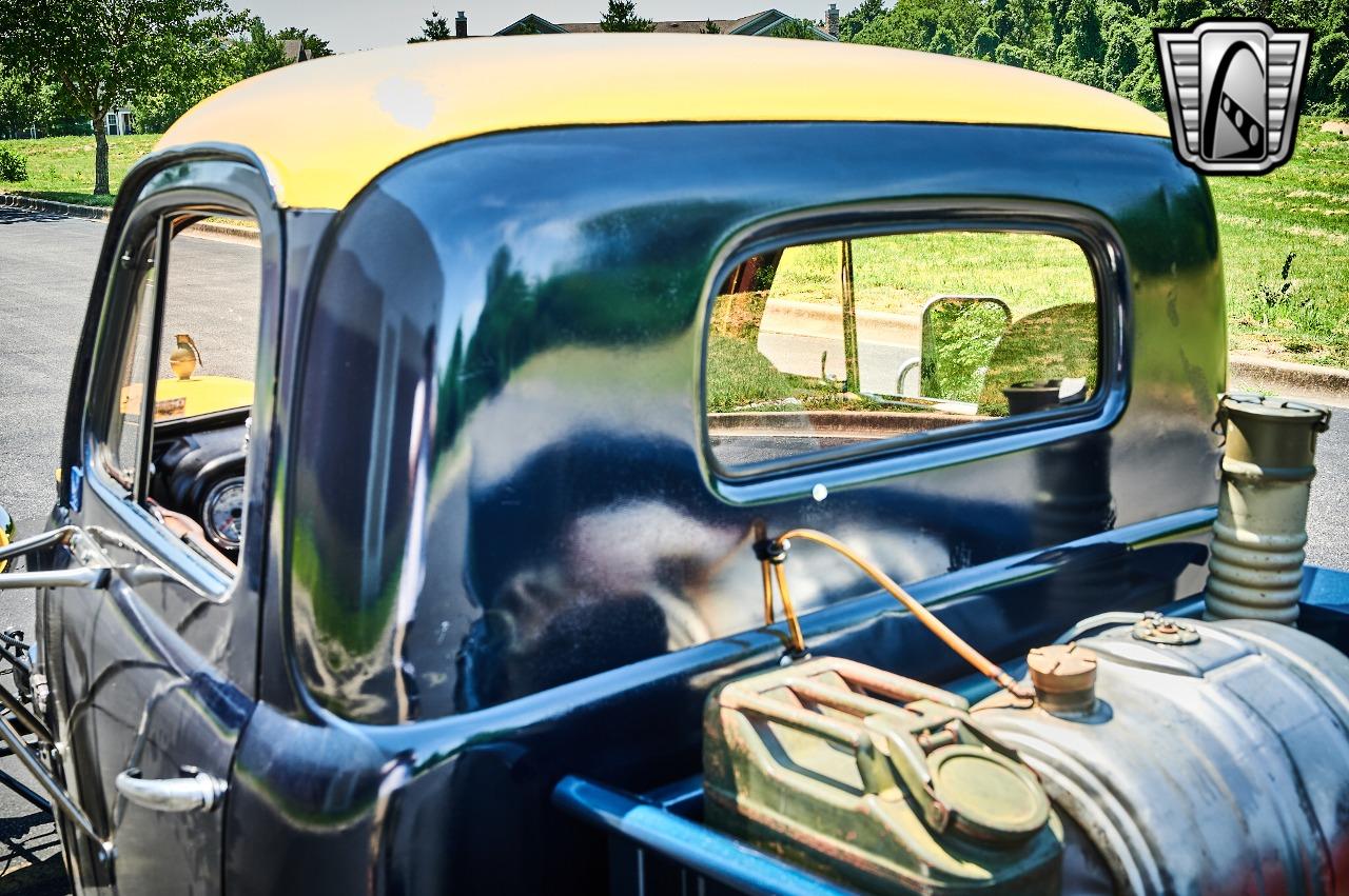 1949 Ford Pickup