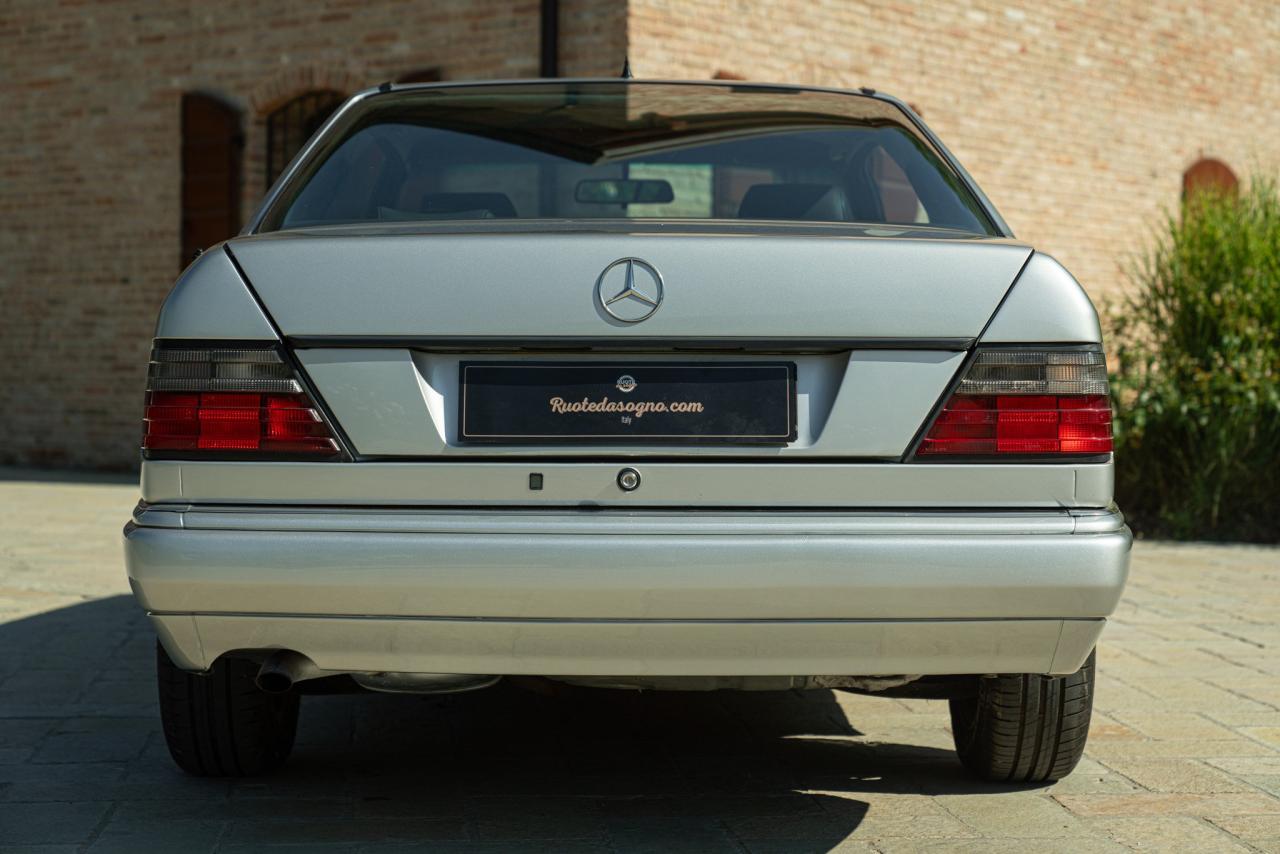 1995 Mercedes - Benz E 200 COUPE