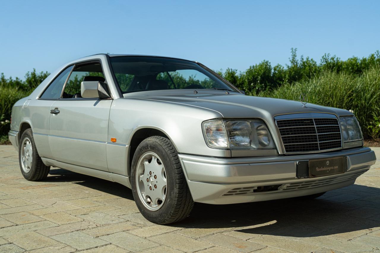 1995 Mercedes - Benz E 200 COUPE