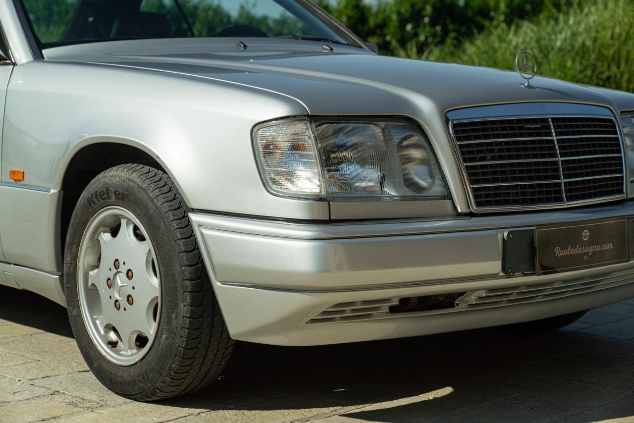 1995 Mercedes - Benz E 200 COUPE