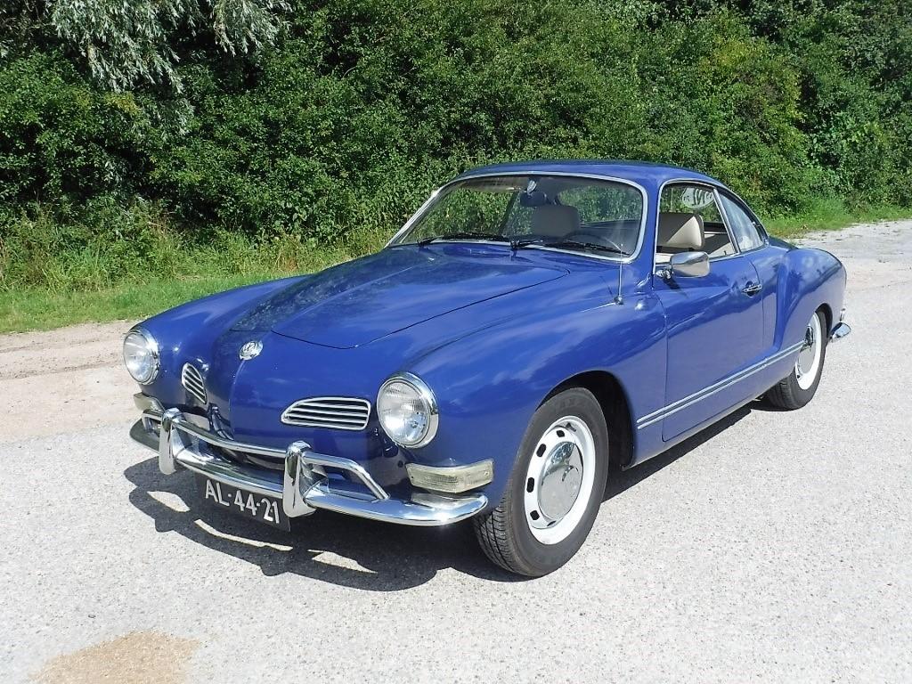 1970 Volkswagen Karmann Ghia blue