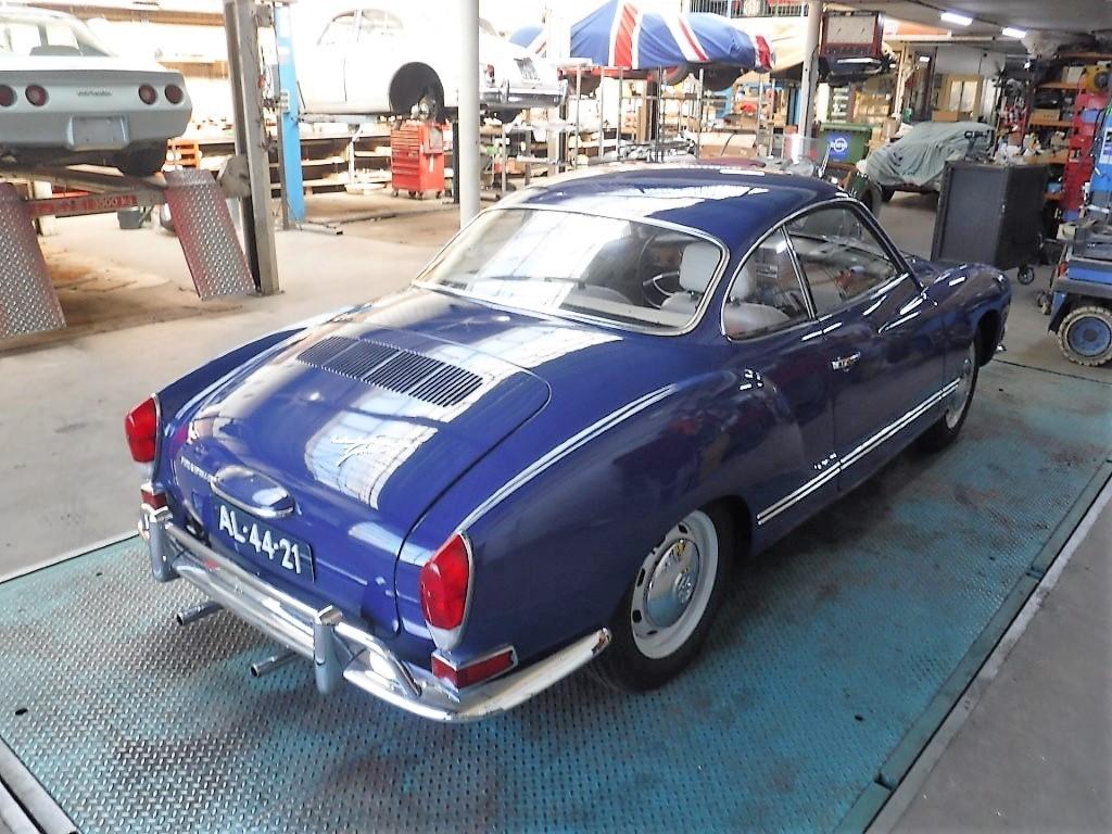 1970 Volkswagen Karmann Ghia blue