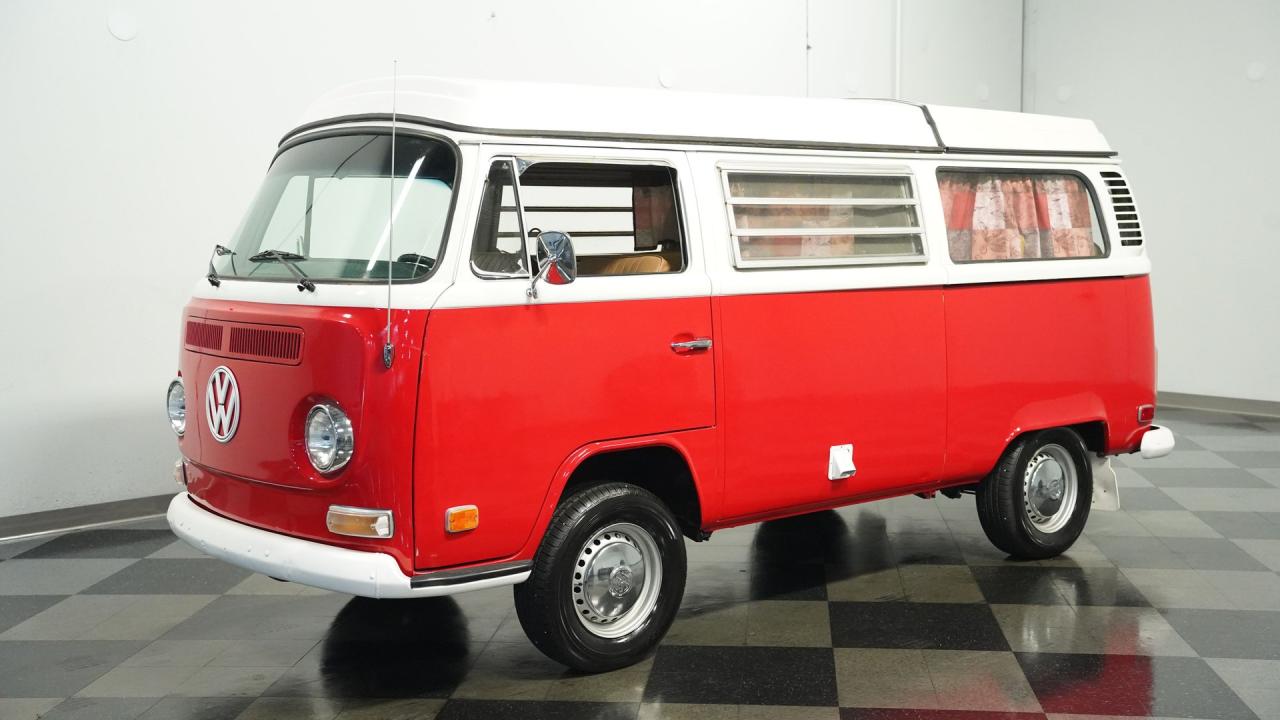 1972 Volkswagen Type 2 Westfalia Camper Van