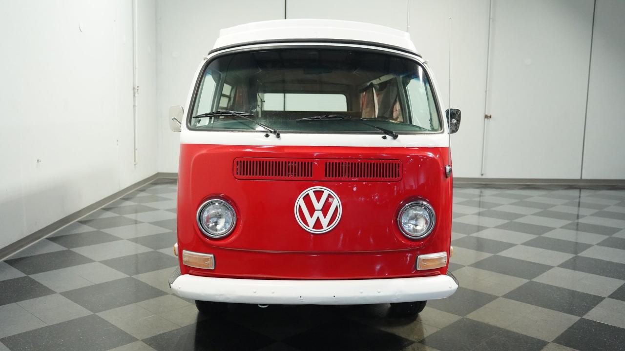 1972 Volkswagen Type 2 Westfalia Camper Van