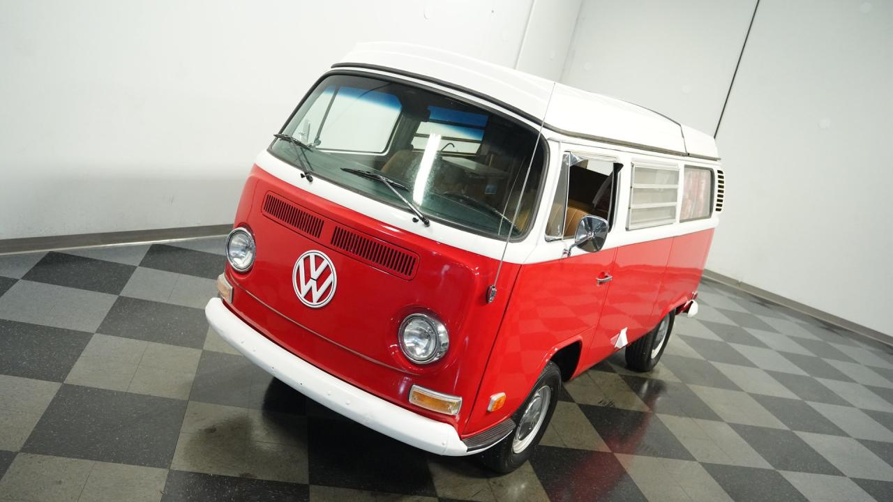 1972 Volkswagen Type 2 Westfalia Camper Van