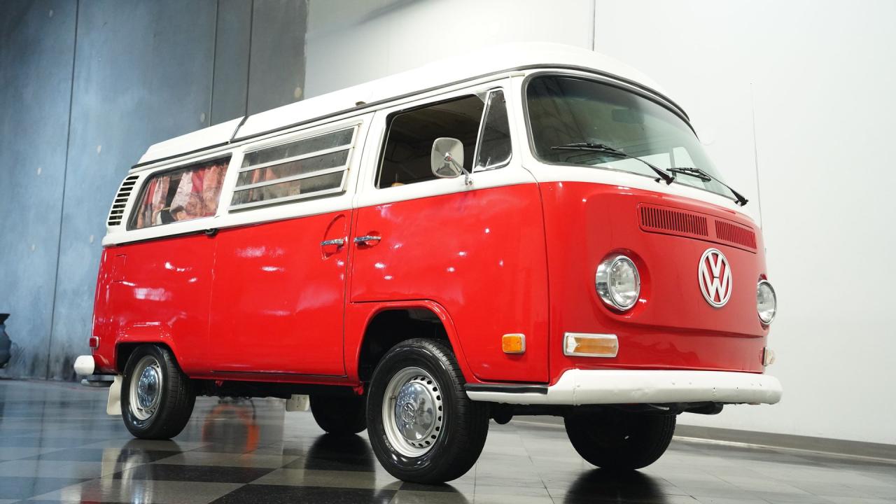 1972 Volkswagen Type 2 Westfalia Camper Van