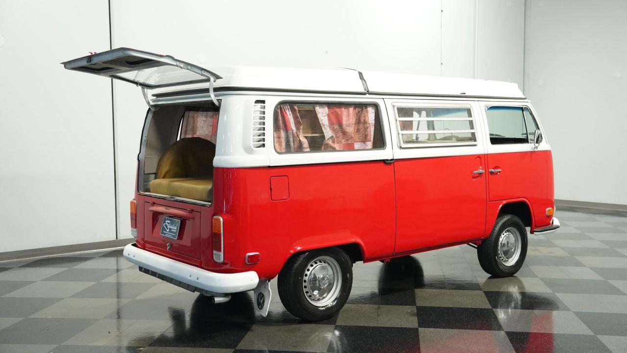 1972 Volkswagen Type 2 Westfalia Camper Van