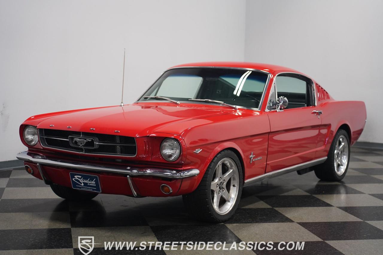 1965 Ford Mustang Fastback Restomod