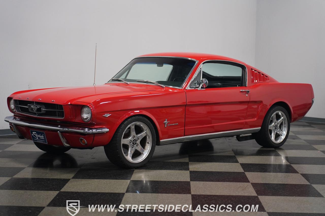 1965 Ford Mustang Fastback Restomod