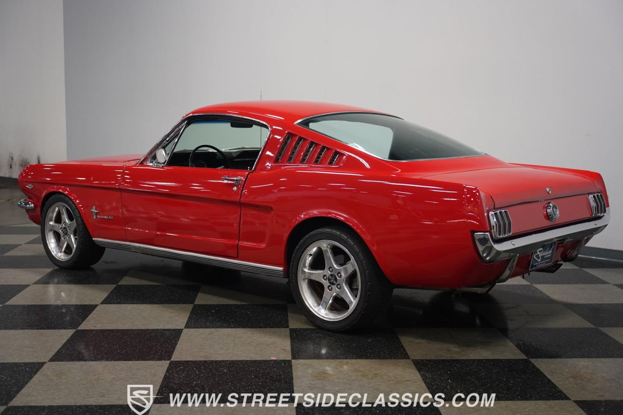 1965 Ford Mustang Fastback Restomod