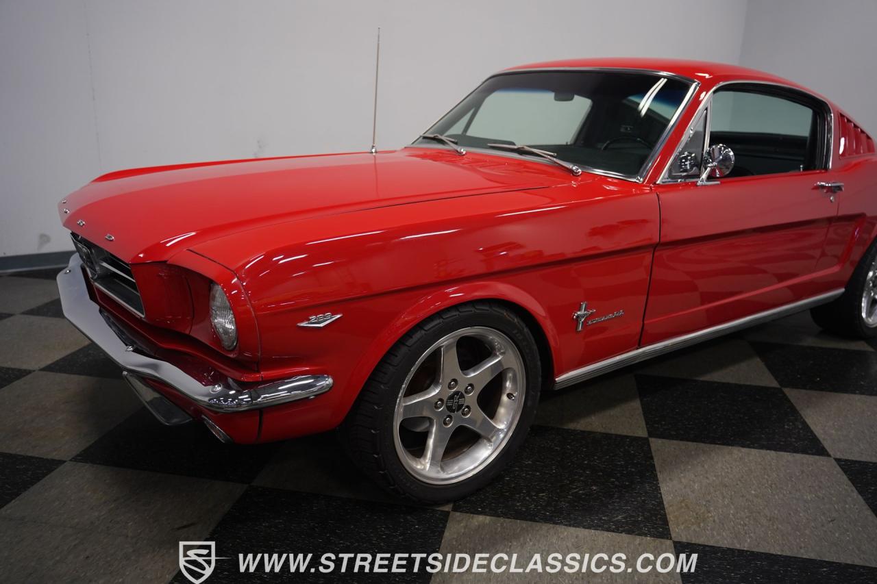 1965 Ford Mustang Fastback Restomod