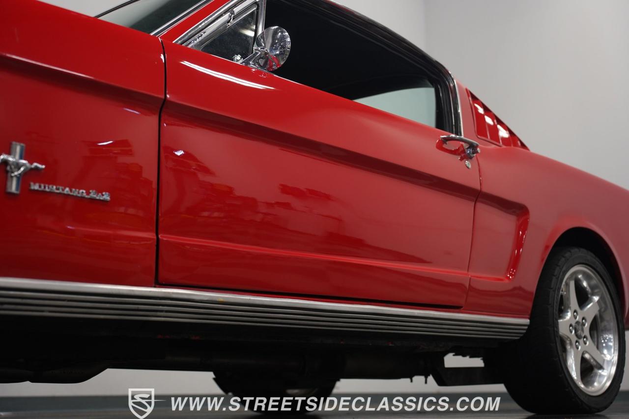 1965 Ford Mustang Fastback Restomod