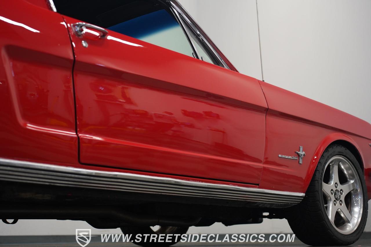 1965 Ford Mustang Fastback Restomod