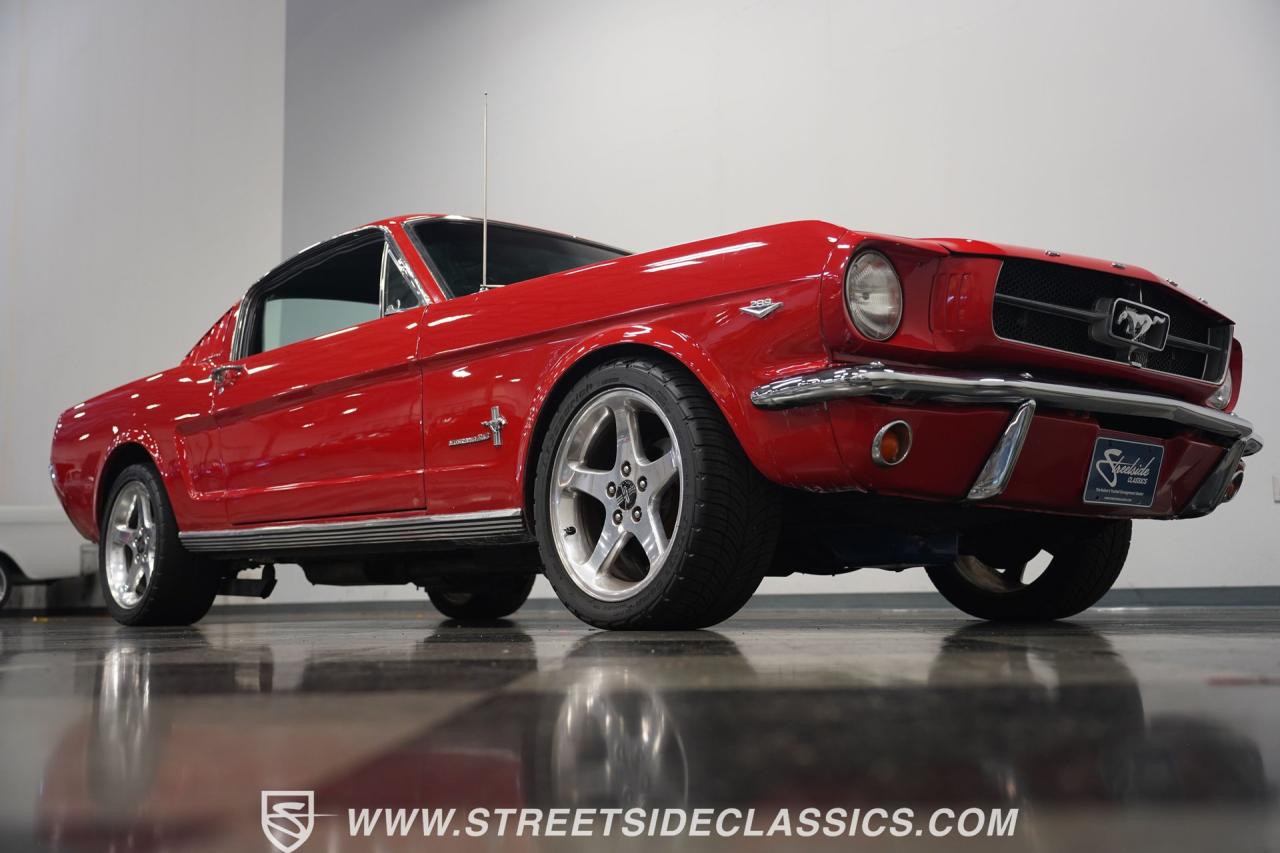 1965 Ford Mustang Fastback Restomod