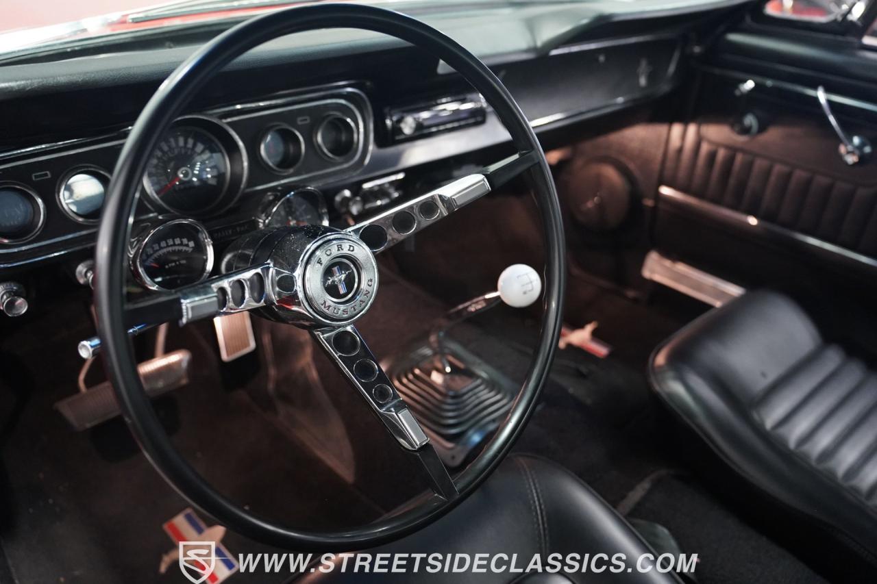 1965 Ford Mustang Fastback Restomod