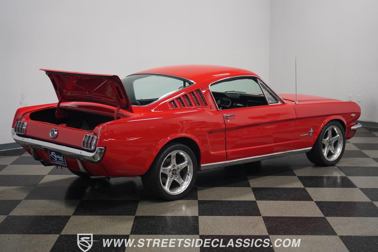 1965 Ford Mustang Fastback Restomod