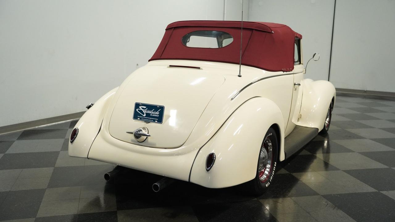 1938 Ford Cabriolet