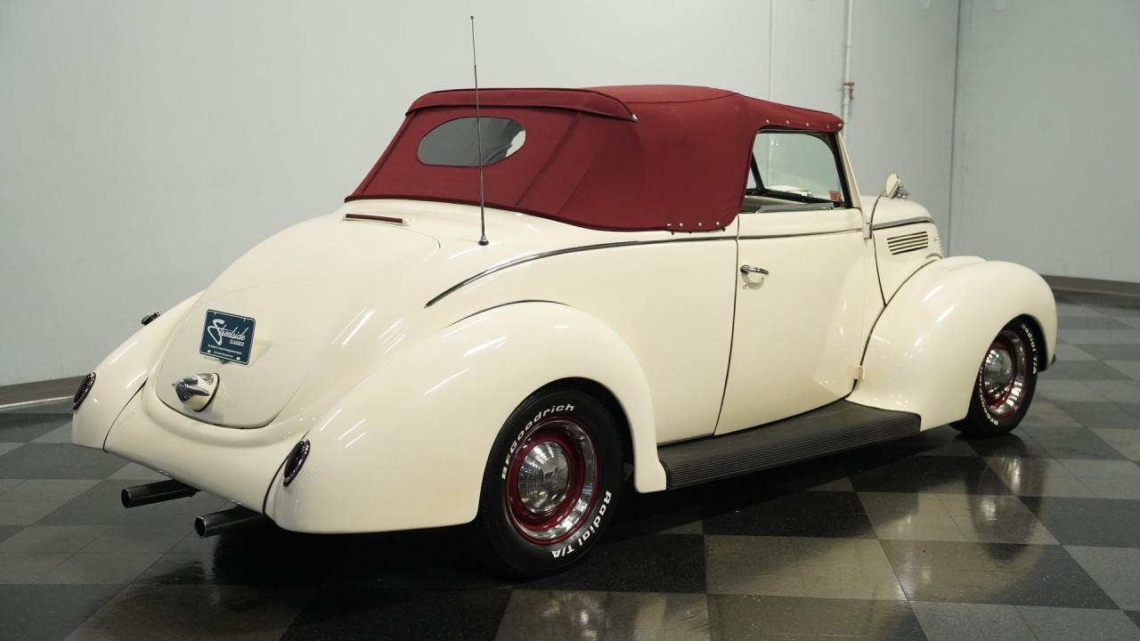 1938 Ford Cabriolet