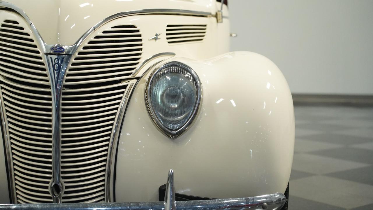 1938 Ford Cabriolet