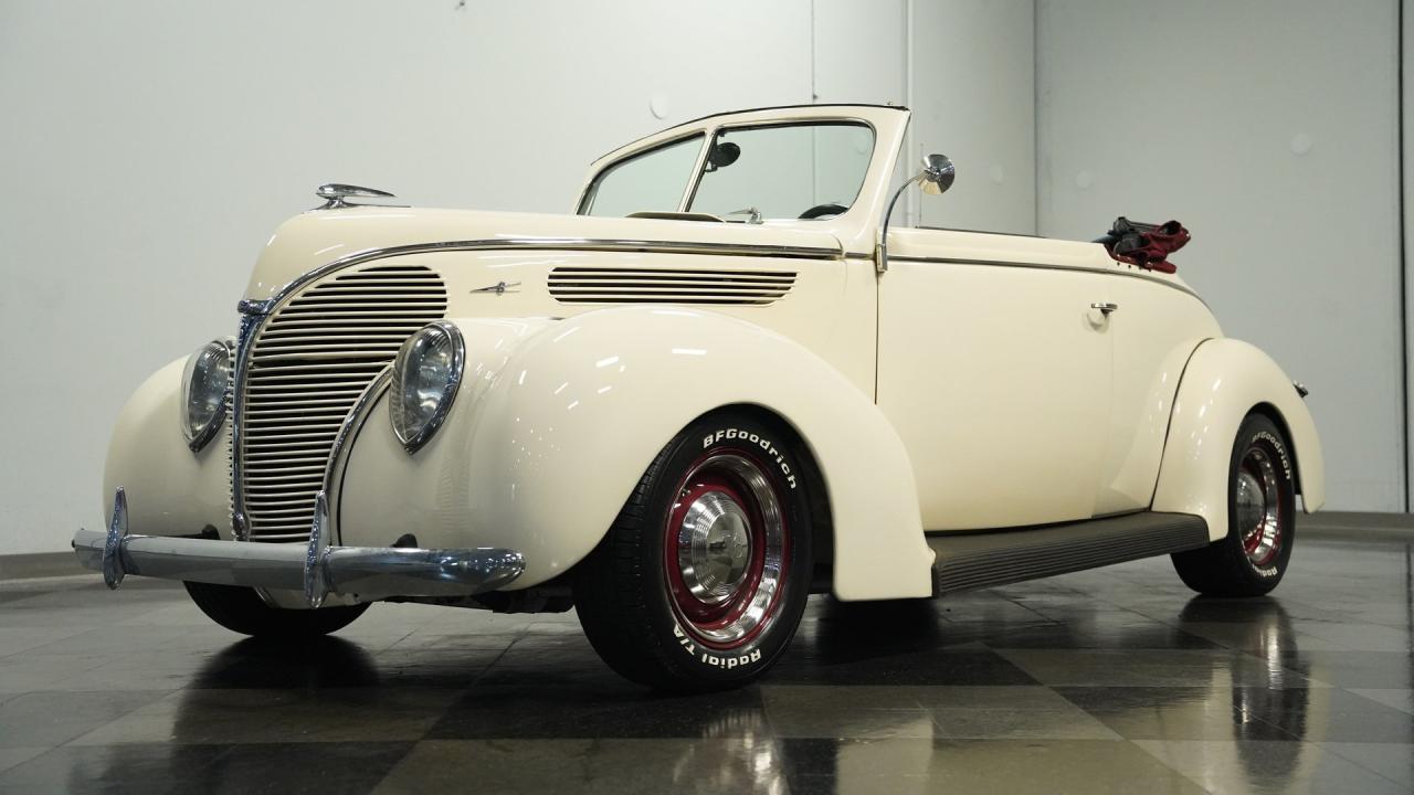 1938 Ford Cabriolet