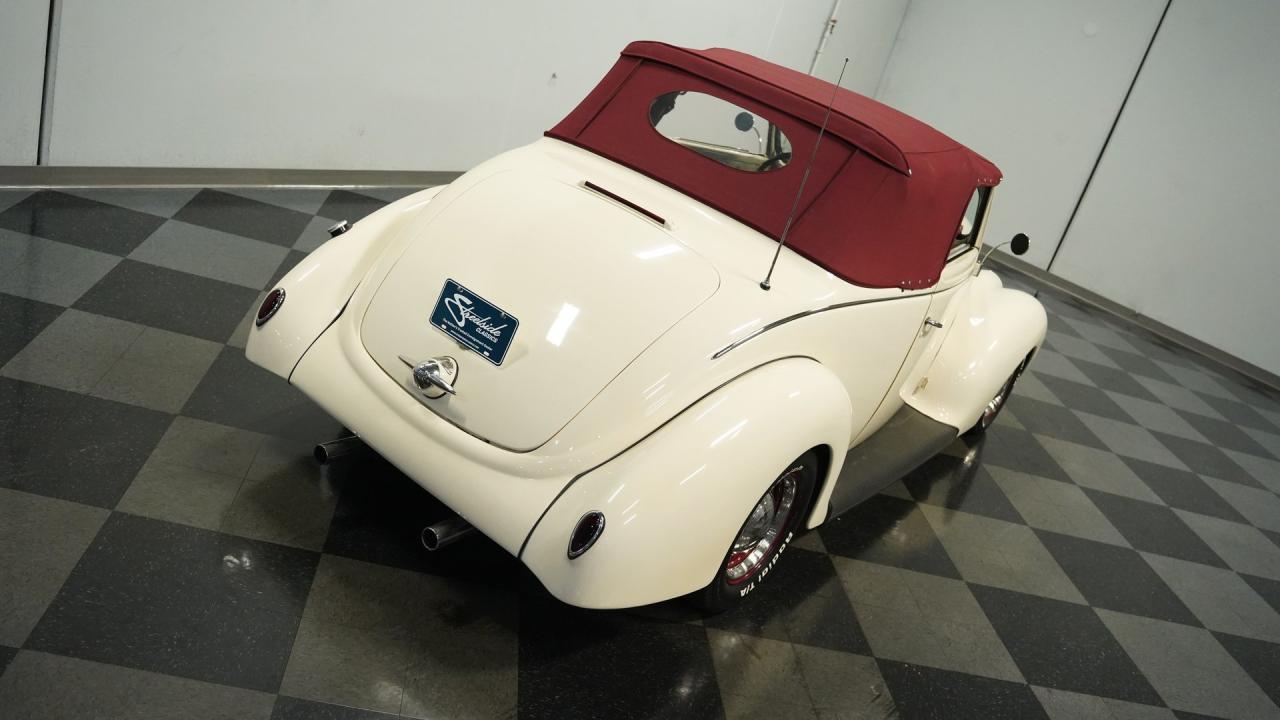 1938 Ford Cabriolet