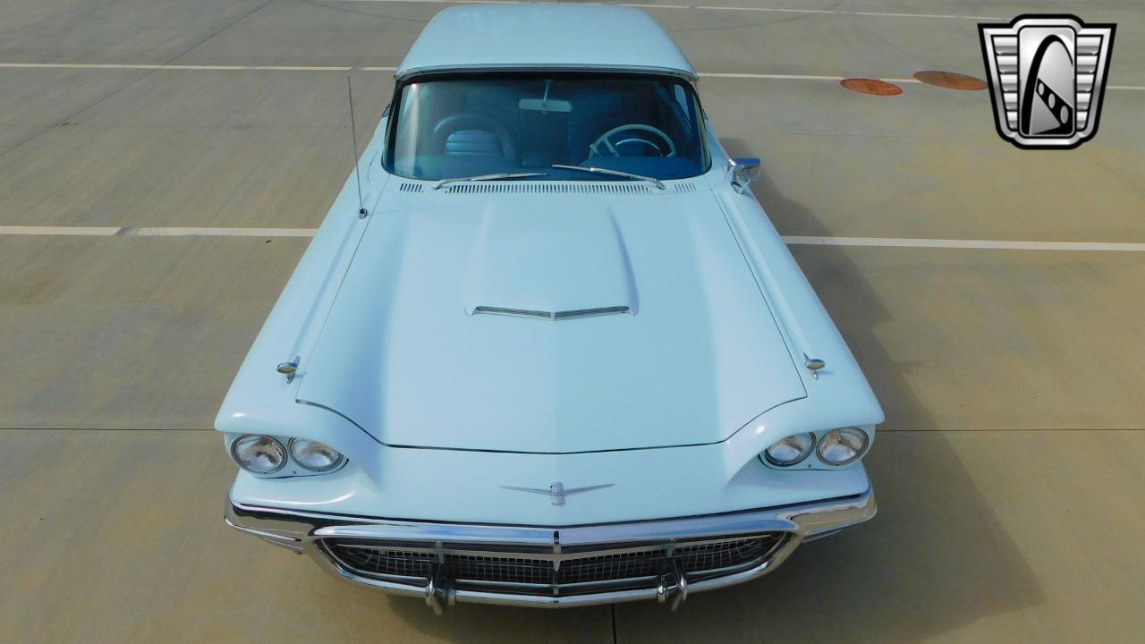 1960 Ford Thunderbird