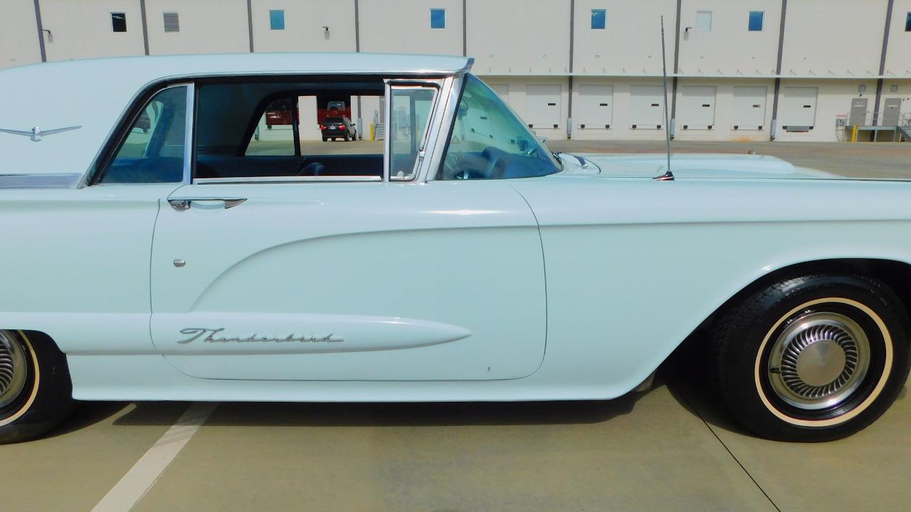 1960 Ford Thunderbird