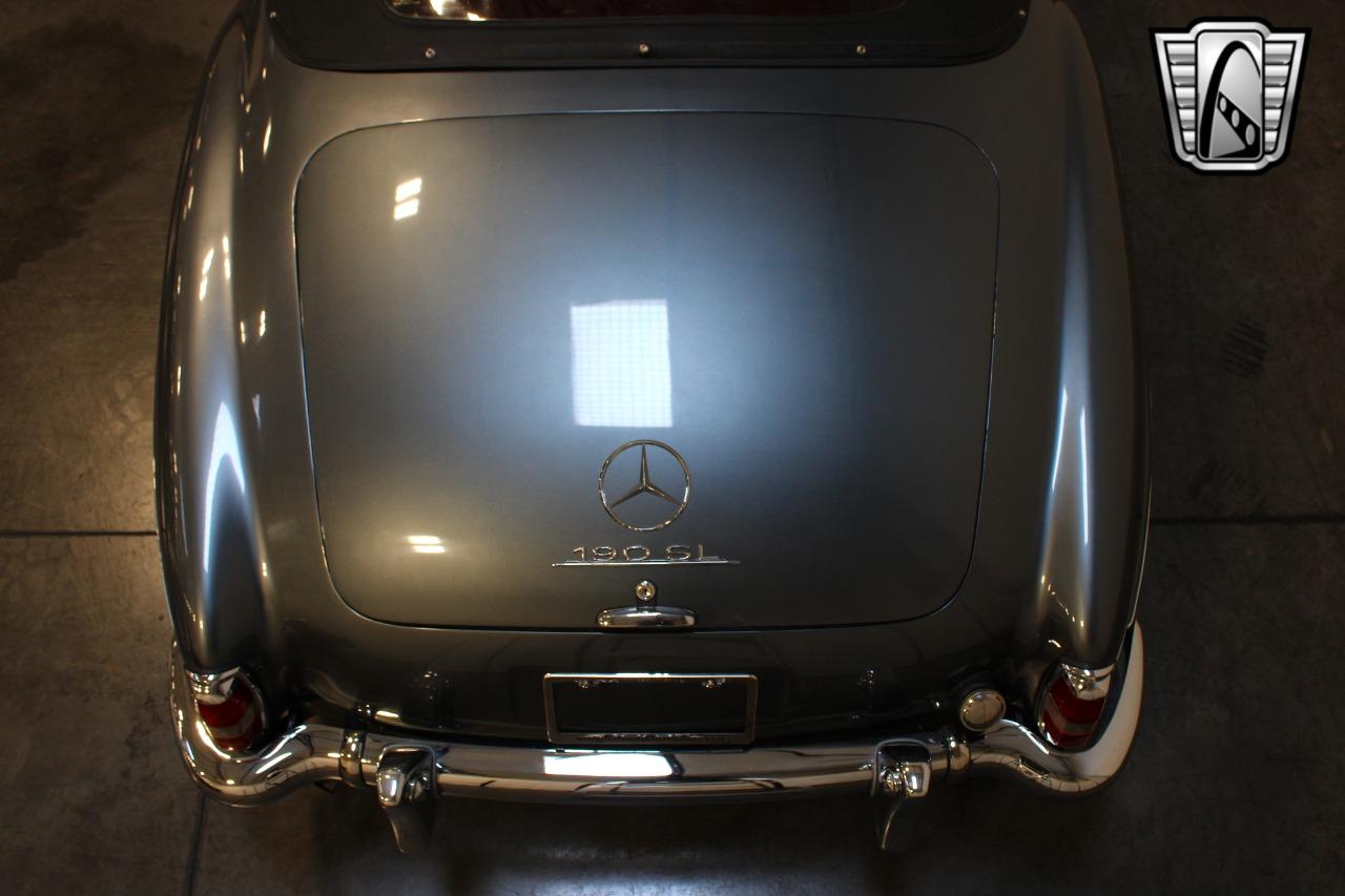 1961 Mercedes - Benz 190SL